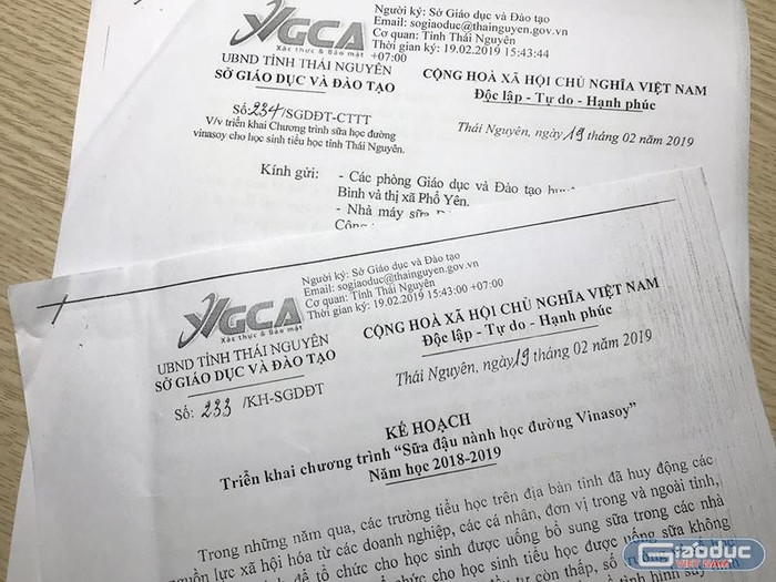 Kế hoạch sữa đậu nành học đường Vinasoy của Sở Giáo dục đào tạo tỉnh Thái Nguyên triển khai, đối tượng được áp dụng là học sinh tại các trường Tiểu học ở 3 huyện Đại Từ, Phú Bình và Phổ Yên với khoảng 45 nghìn học sinh. Ảnh: Tùng Dương. Kế hoạch sữa đậu nành học đường Vinasoy của Sở Giáo dục đào tạo tỉnh Thái Nguyên triển khai, đối tượng được áp dụng là học sinh tại các trường Tiểu học ở 3 huyện Đại Từ, Phú Bình và Phổ Yên với khoảng 45 nghìn học sinh. Ảnh: Tùng Dương.