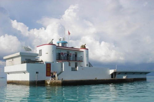 Nhà nổi kiên cố quân Trung Quốc xây dựng trên Đá Gạc Ma