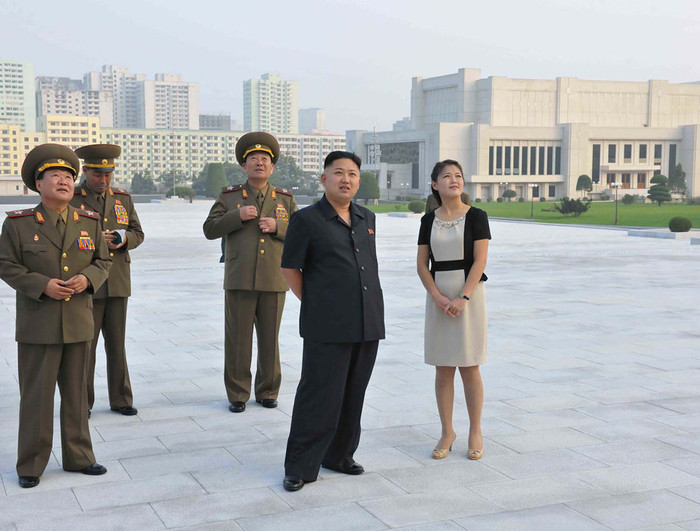 Các tướng lĩnh cấp cao tháp tùng Các tướng lĩnh cấp cao tháp tùng