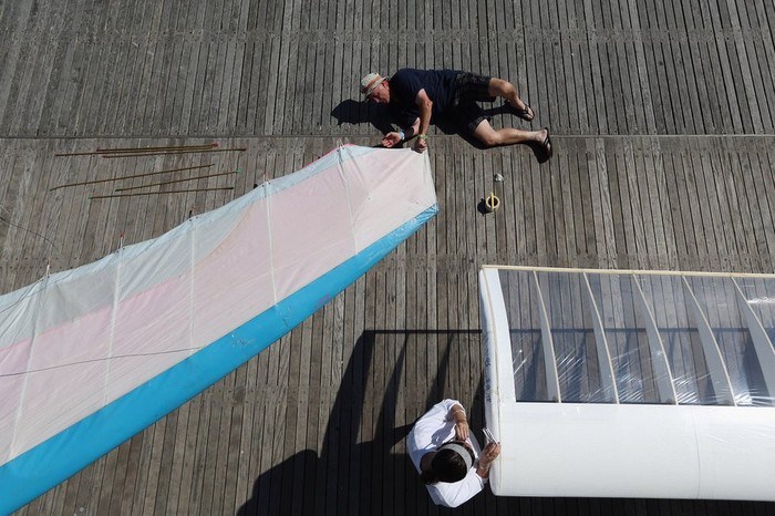 Ước vọng được bay lên không trung như loài chim bằng đôi cánh tự mình tạo ra