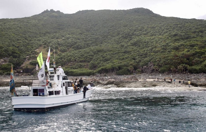 Đổ bộ lên đảo Đổ bộ lên đảo