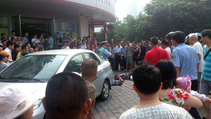 Tuy nhiên đã bước sang ngày thứ 3 vẫn chưa tóm được Chu Khắc Hoa