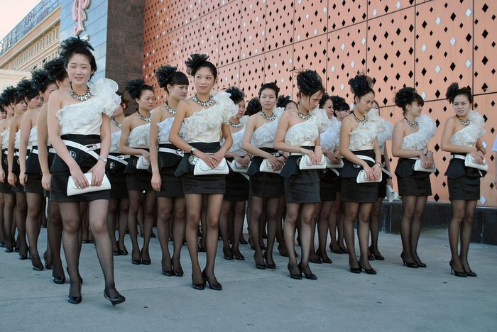 Đồng phục nữ nhân viên quán karaoke