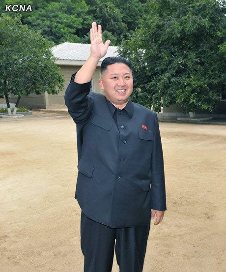 Vẫy tay chào sĩ quan, binh sĩ Vẫy tay chào sĩ quan, binh sĩ