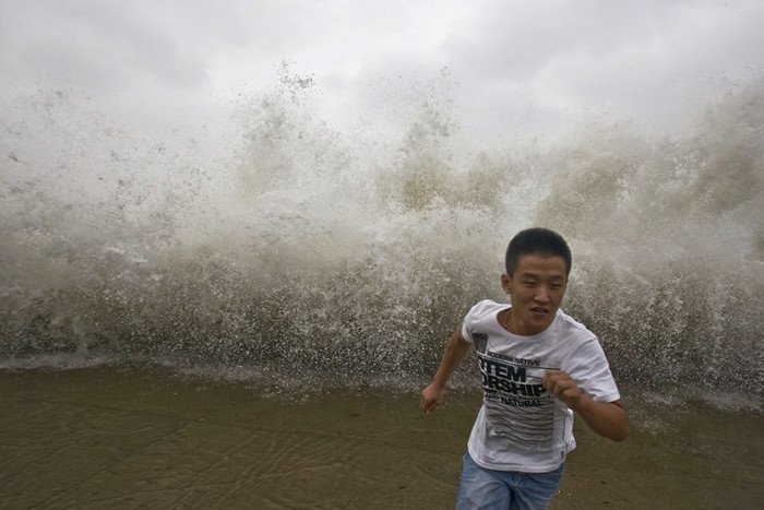 Sóng đuổi theo sau