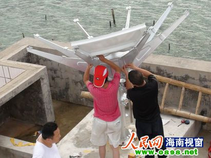 Quân Trung Quốc đang lắp đặt các thiết bị viễn thông