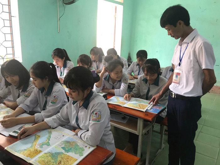 Thầy Nguyễn Gia Khánh trong một giờ lên lớp. Ảnh: Giáo viên cung cấp Thầy Nguyễn Gia Khánh trong một giờ lên lớp. Ảnh: Giáo viên cung cấp