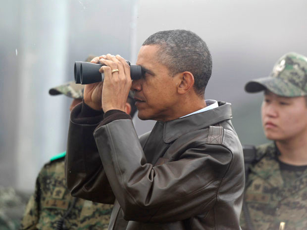 Tính đến nay, ông Obama là vị Tổng thống Mỹ thứ tư đến thăm khu vực biên giới căng thẳng giữa hai miền Triều Tiên. Ảnh: Reuters Tính đến nay, ông Obama là vị Tổng thống Mỹ thứ tư đến thăm khu vực biên giới căng thẳng giữa hai miền Triều Tiên. Ảnh: Reuters