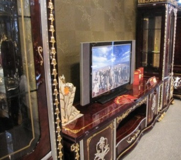 Kệ VIP cao giá 508 triệu đồng