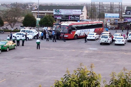 Bến xe Đức Long Gia Lai - nơi xảy ra sự tranh giành "lãnh thổ" hoạt động của 2 nhà xe Mai Linh và Hùng Nhân Bến xe Đức Long Gia Lai - nơi xảy ra sự tranh giành "lãnh thổ" hoạt động của 2 nhà xe Mai Linh và Hùng Nhân