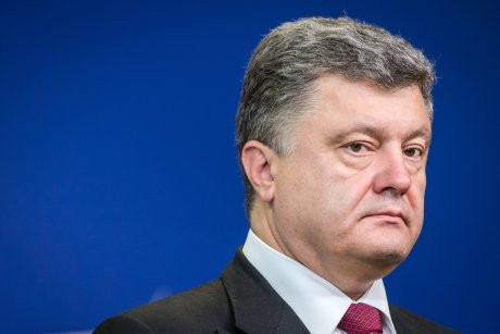 Tổng thống Ukraine Poroshenko cáo buộc Nga đang "xâm lược trực tiếp" nước này. Tổng thống Ukraine Poroshenko cáo buộc Nga đang "xâm lược trực tiếp" nước này.