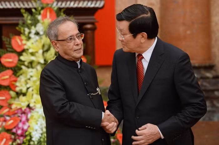 Tổng thống Ấn Độ Pranab Mukherjee và Chủ tịch nước Trương Tấn Sang. Ảnh: Thanhniennews.