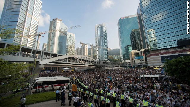 Những tuyến phố chính ở Hồng Kông tắc nghẽn. Những tuyến phố chính ở Hồng Kông tắc nghẽn.