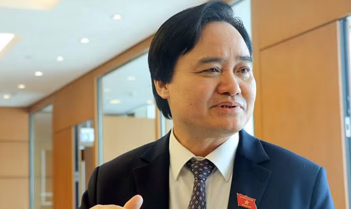 Bộ trưởng Phùng Xuân Nhạ khẳng định không có bất cứ bộ sách giáo khoa nào trình ông. (Ảnh tư liệu: Thắng Quang)