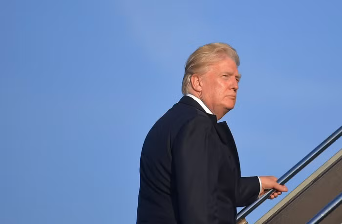 Tổng thống Mỹ Donald Trump đang đứng trước những lựa chọn khó khăn? Ảnh: Times.