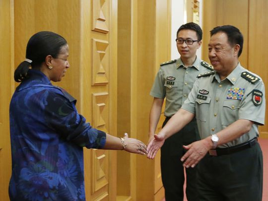 Cố vấn An ninh Quốc gia Hoa Kỳ Susan Rice đi Trung Quốc với vai trò đặc sứ của Tổng thống Barack Obama sau phán quyết trọng tài 12/7. Ảnh: Ông Phạm Trường Long - Phó Chủ tịch Quân ủy Trung ương Trung Quốc tiếp Cố vấn An ninh Quốc gia Mỹ. Nguồn: Military Times. Cố vấn An ninh Quốc gia Hoa Kỳ Susan Rice đi Trung Quốc với vai trò đặc sứ của Tổng thống Barack Obama sau phán quyết trọng tài 12/7. Ảnh: Ông Phạm Trường Long - Phó Chủ tịch Quân ủy Trung ương Trung Quốc tiếp Cố vấn An ninh Quốc gia Mỹ. Nguồn: Military Times.