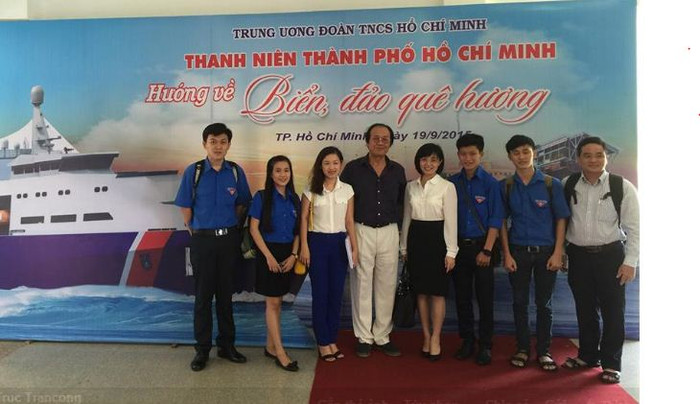 Tiến sĩ Trần Công Trục trong một buổi tọa đàm với thanh niên thành phố Hồ Chí Minh về biển đảo quê hương. Ảnh do tác giả cung cấp. Tiến sĩ Trần Công Trục trong một buổi tọa đàm với thanh niên thành phố Hồ Chí Minh về biển đảo quê hương. Ảnh do tác giả cung cấp.
