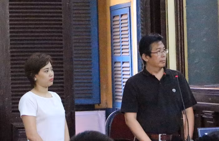 Quốc hội nảy lửa, dân đứng ở đâu? ảnh 2