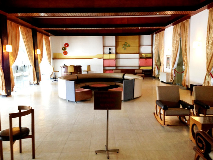 Phòng thư giãn dành cho gia đình Tổng thống và các tướng lĩnh (tầng 3). Phòng thư giãn dành cho gia đình Tổng thống và các tướng lĩnh (tầng 3).