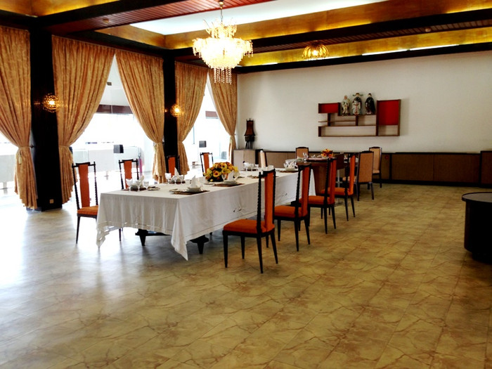 Phòng yến tiệc dành cho phu nhân Tổng thống tiếp khách (tầng 3). Phòng yến tiệc dành cho phu nhân Tổng thống tiếp khách (tầng 3).