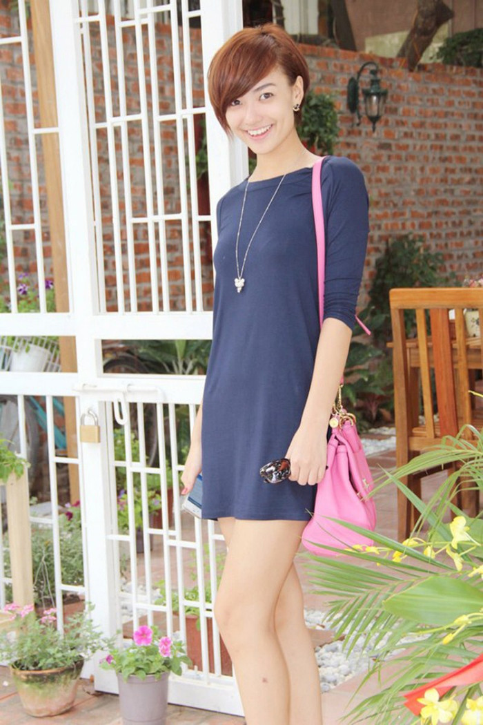 Từ năm 15 tuổi Hồng Quế đã trở thành người mẫu tuổi teen. >>AI ĐẸP HƠN HOTGIRL KIM PHƯỢNG NHỮNG NỮ SINH DIỆN ÁO DÀI ĐẸP HƠN HOA HẬU MAI PHƯƠNG THÚY (P32) <<HOTGIRL HỌC V IỆN BÁO CHÍ ĐẸP RẠNG NGỜI TRONG SẮC THU <<NỮ SINH ĐH PHƯƠNG ĐÔNG THƯỚT THA ÁO DÀI <<NGẨN NGƠ TRƯỚC STYLE DỄ THƯƠNG CỦA HƯƠNG ZINNIE >>KINH DỊ LỄ HỘI HÓA TRANG CỦA SINH VIÊN