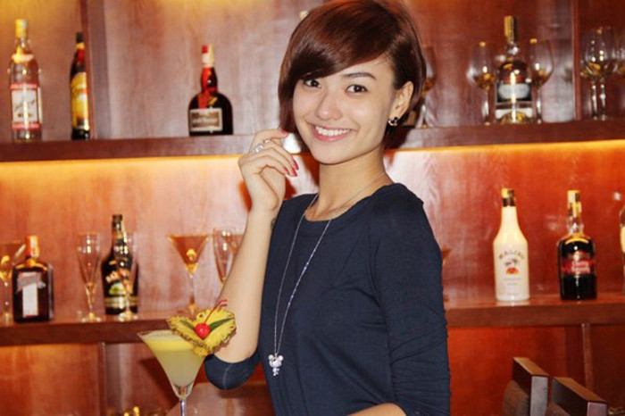 >>AI ĐẸP HƠN HOTGIRL KIM PHƯỢNG NHỮNG NỮ SINH DIỆN ÁO DÀI ĐẸP HƠN HOA HẬU MAI PHƯƠNG THÚY (P32) <<HOTGIRL HỌC V IỆN BÁO CHÍ ĐẸP RẠNG NGỜI TRONG SẮC THU <<NỮ SINH ĐH PHƯƠNG ĐÔNG THƯỚT THA ÁO DÀI <<NGẨN NGƠ TRƯỚC STYLE DỄ THƯƠNG CỦA HƯƠNG ZINNIE >>KINH DỊ LỄ HỘI HÓA TRANG CỦA SINH VIÊN