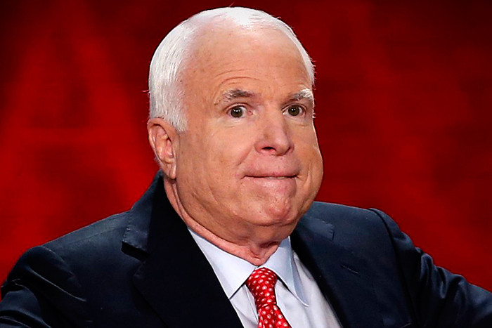 Thượng nghị sĩ John McCain.