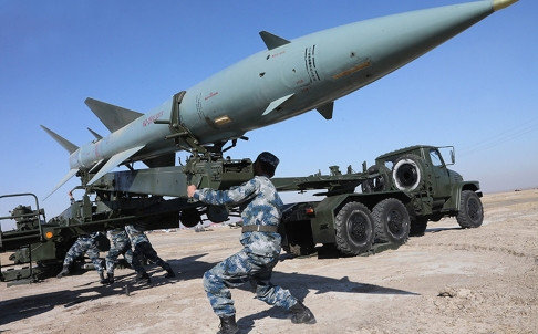 Lính Trung Quốc diễn tập vận hành tên lửa. Hình minh họa, ảnh: SCMP. Lính Trung Quốc diễn tập vận hành tên lửa. Hình minh họa, ảnh: SCMP.