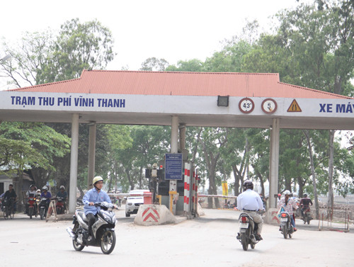 Trạm thu phí Vĩnh Thanh (ảnh chụp ngày 6/5). Ảnh: Nam Sương/ Giadinh.net.vn. Trạm thu phí Vĩnh Thanh (ảnh chụp ngày 6/5). Ảnh: Nam Sương/ Giadinh.net.vn.