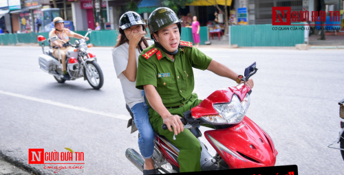 Ảnh do phóng viên báo điện tử Người đưa tin chụp sáng ngày thi đầu tiên. Ảnh do phóng viên báo điện tử Người đưa tin chụp sáng ngày thi đầu tiên.
