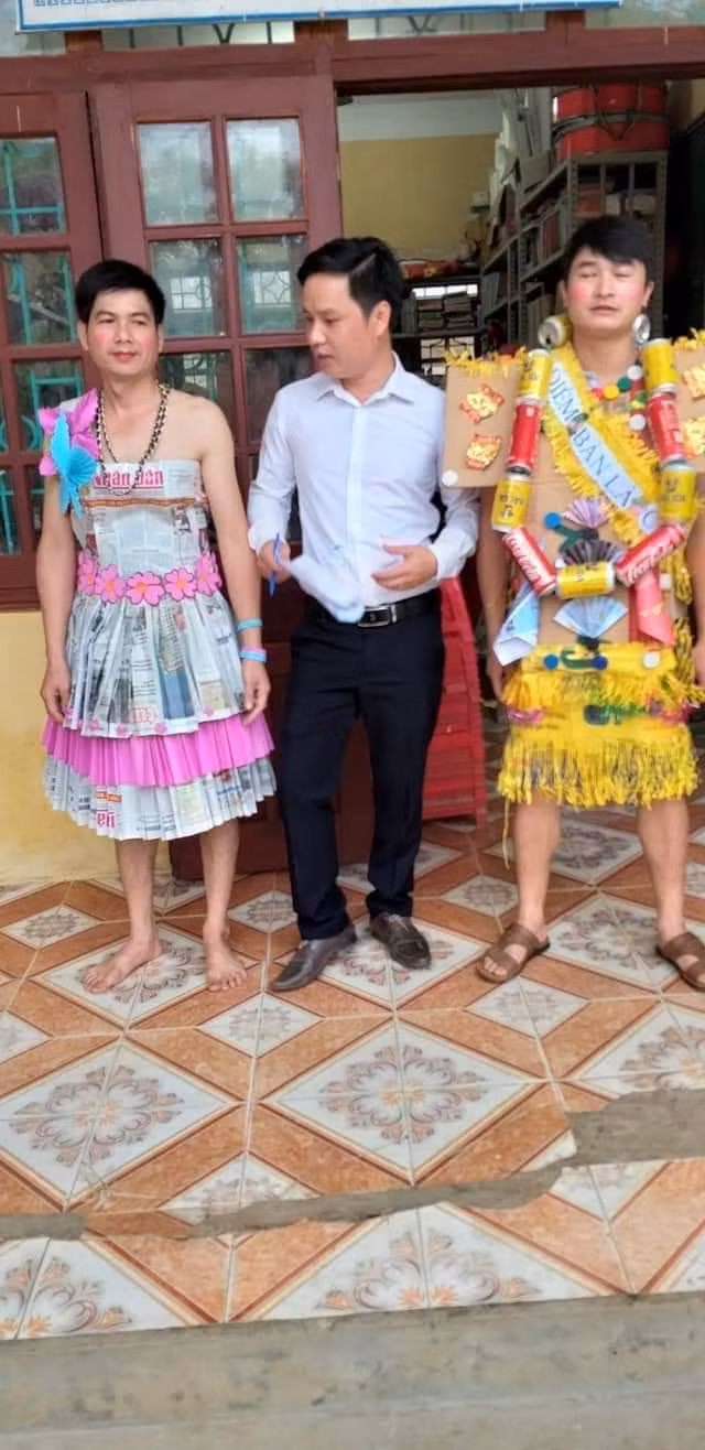 Những tiết mục đầy sáng tạo "cây nhà, lá vườn" của các thầy trường tiểu học Căn Co.