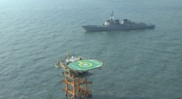 Khu nhận diện phòng không mới của Hàn Quốc bao trùm lên rặng san hô Ieodo. Khu nhận diện phòng không mới của Hàn Quốc bao trùm lên rặng san hô Ieodo.