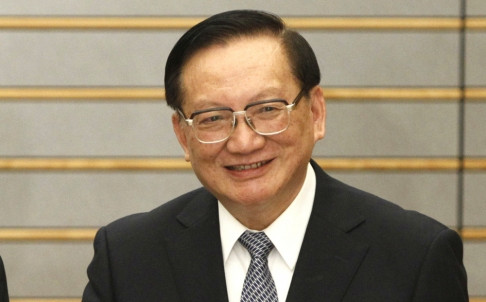 Đường Gia Triền, cựu Ngoại trưởng Trung Quốc vừa gặp các chính khách Nhật Bản tại Bắc Kinh hôm thứ Tư đề xuất Tokyo ngồi vào bàn đàm phán. Đường Gia Triền, cựu Ngoại trưởng Trung Quốc vừa gặp các chính khách Nhật Bản tại Bắc Kinh hôm thứ Tư đề xuất Tokyo ngồi vào bàn đàm phán.