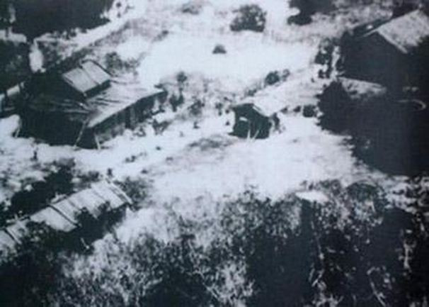 Trụ sở hành chính Việt Nam tại Hoàng Sa trước 1945. Trụ sở hành chính Việt Nam tại Hoàng Sa trước 1945.