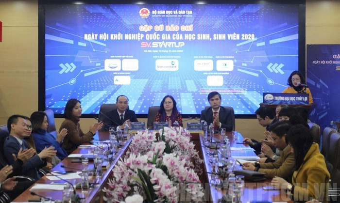 Thứ trưởng Bộ Giáo dục và Đào tạo Ngô Thị Minh chủ trì gặp gỡ báo chí giới thiệu về SV-Startup 2020, ảnh: thanhuytphcm.vn. Thứ trưởng Bộ Giáo dục và Đào tạo Ngô Thị Minh chủ trì gặp gỡ báo chí giới thiệu về SV-Startup 2020, ảnh: thanhuytphcm.vn.
