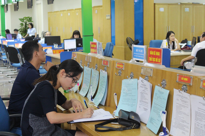 Thực hiện thủ tục hành chính trên môi trường điện tử để tiết kiệm thời gian, chi phí. Ảnh minh họa: Báo Quảng Ninh