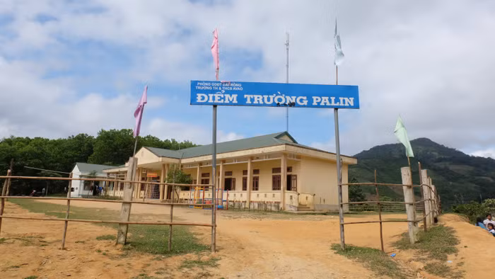 Điểm trường Pa - Lin hôm nay đã khang trang hơn trước rất nhiều. Ảnh: LC Điểm trường Pa - Lin hôm nay đã khang trang hơn trước rất nhiều. Ảnh: LC