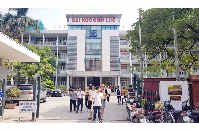 Trường Điện lực tiếp tục bị tố có cán bộ tham nhũng ngân sách nhà nước