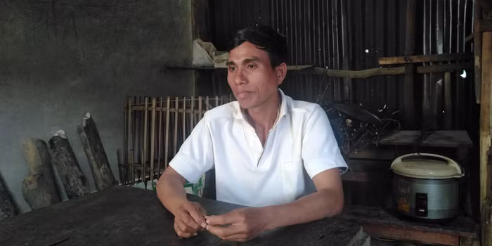 Thầy Hồ Văn Phùng nghĩ về câu chuyện giáo dục của mình, thầy ví nó như một giấc mộng dài đã qua. (Ảnh: LC) Thầy Hồ Văn Phùng nghĩ về câu chuyện giáo dục của mình, thầy ví nó như một giấc mộng dài đã qua. (Ảnh: LC)