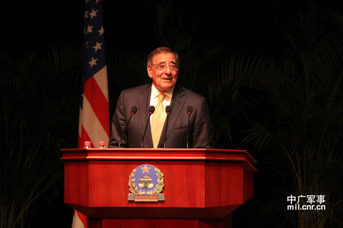Bộ trưởng Quốc phòng Mỹ phát biểu tại trường Sĩ quan Tăng thiết giáp Trung Quốc Bộ trưởng Quốc phòng Mỹ phát biểu tại trường Sĩ quan Tăng thiết giáp Trung Quốc