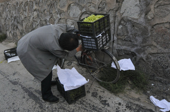 Mang xe đạp ra chở Mang xe đạp ra chở