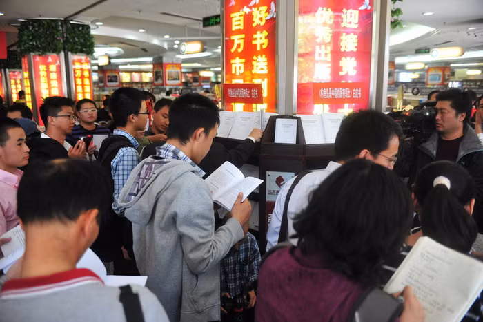 Tổ chức giới thiệu sách rầm rộ đến công chúng nhằm tuyên truyền tuyên bố chủ quyền của Bắc Kinh đối với nhóm đảo Senkaku