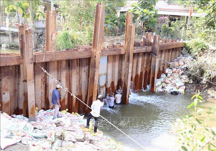 Việc tiếp nhận, quản lý và sử dụng các khoản viện trợ phải thực hiện theo các quy định của pháp luật Việt Nam và cam kết với Bên viện trợ. Ảnh minh họa: TTXVN Việc tiếp nhận, quản lý và sử dụng các khoản viện trợ phải thực hiện theo các quy định của pháp luật Việt Nam và cam kết với Bên viện trợ. Ảnh minh họa: TTXVN