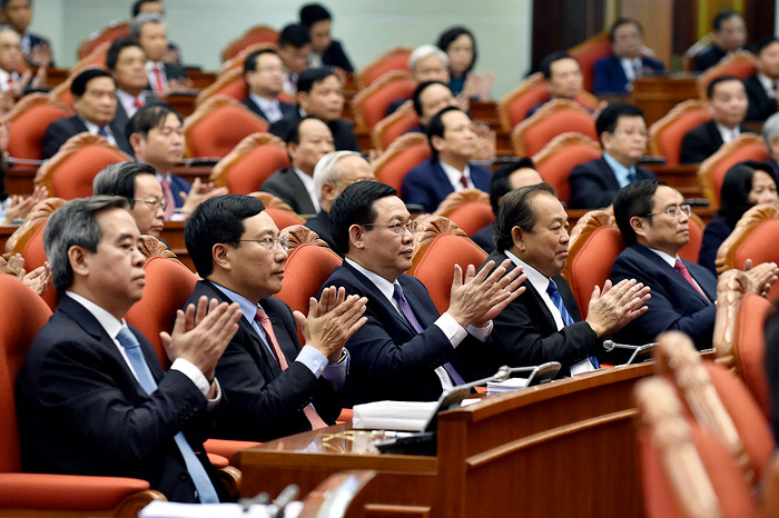 Các đại biểu dự bế mạc Hội nghị Trung ương 8. - Ảnh: VGP/Nhật Bắc Các đại biểu dự bế mạc Hội nghị Trung ương 8. - Ảnh: VGP/Nhật Bắc