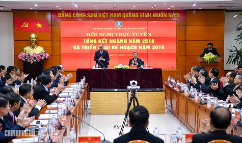 Thủ tướng phát biểu tại Hội nghị. Ảnh: VGP Thủ tướng phát biểu tại Hội nghị. Ảnh: VGP