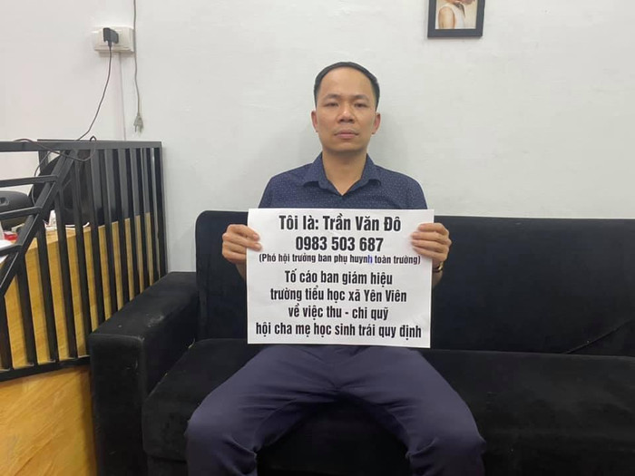 Anh Trần Văn Đô &quot;tố&quot; ban giám hiệu trường tiểu học Yên Viên nhiều khoản thu chi mập mờ. Ảnh: Nhân vật cung cấp