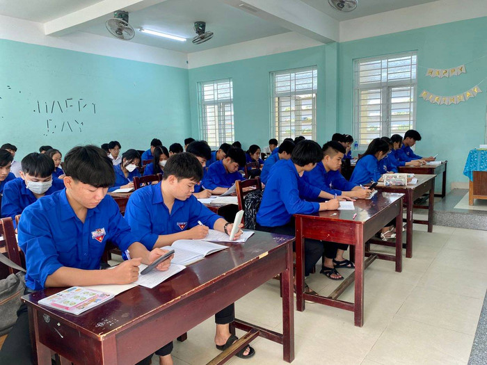 Học sinh Trường Trung học phổ thông Nguyễn Khuyến (Quảng Nam). Ảnh: Fanpage nhà trường Học sinh Trường Trung học phổ thông Nguyễn Khuyến (Quảng Nam). Ảnh: Fanpage nhà trường