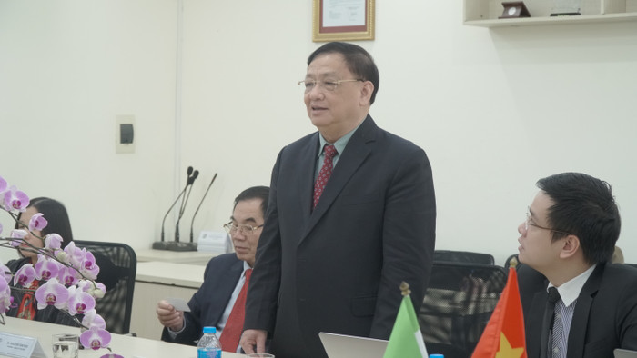 Nhà giáo nhân dân, Phó giáo sư, Tiến sĩ Tô Ngọc Hưng, Hiệu trưởng Trường Đại học Hòa Bình. Ảnh: Nguyễn Long