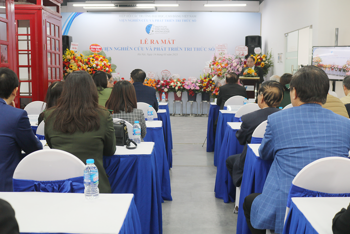 Toàn cảnh buổi lễ ra mắt Viện Nghiên cứu và Phát triển Tri thức số. Ảnh: DN Toàn cảnh buổi lễ ra mắt Viện Nghiên cứu và Phát triển Tri thức số. Ảnh: DN