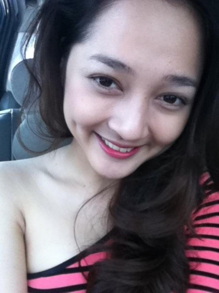 3. Hàng loạt ảnh 'không tưởng tượng nổi' về Bảo Anh giọng hát Việt "Cây át chủ bài" của đội Trần Lập đã xuất hiện, được ví như một Taylor Swift của Việt Nam, với giọng ca ngọt ngào truyền cảm và dung nhan xinh đẹp như thiên thần. Dân mạng ngay lập tức mở ra nhiều fanpage hâm mộ cô gái 20 tuổi Bảo Anh. (xem trọn bộ ảnh)